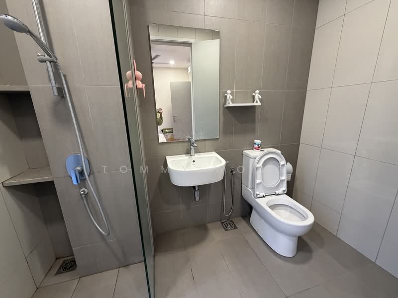 Latania @ Twin Palms Sungai Long untuk Untuk Dijual - RM 218,000, Mac 2026 - Bathroom - PropertyGuru.com.my