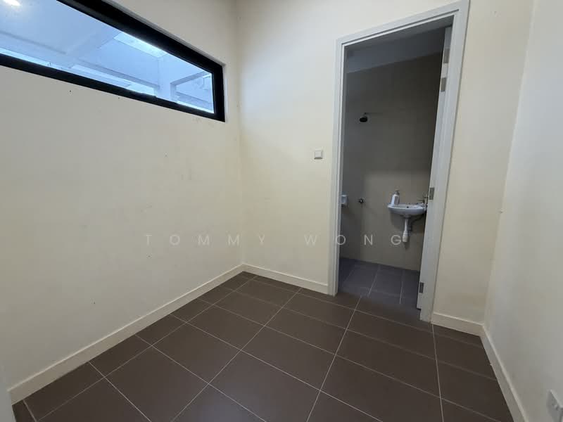 Latania @ Twin Palms Sungai Long untuk Untuk Dijual - RM 218,000, Mac 2026 - Bathroom - PropertyGuru.com.my