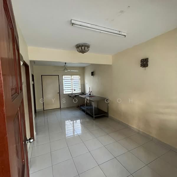 Terraced House for Rent in Bandar Cassia (Batu Kawan) - Gyson Goh - Kitchen - PropertyGuru.com.my