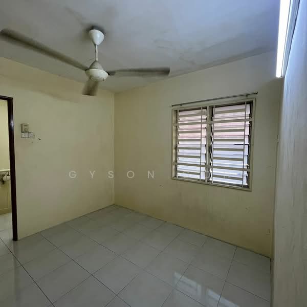 Terraced House for Rent in Bandar Cassia (Batu Kawan) - Gyson Goh - Interior - PropertyGuru.com.my