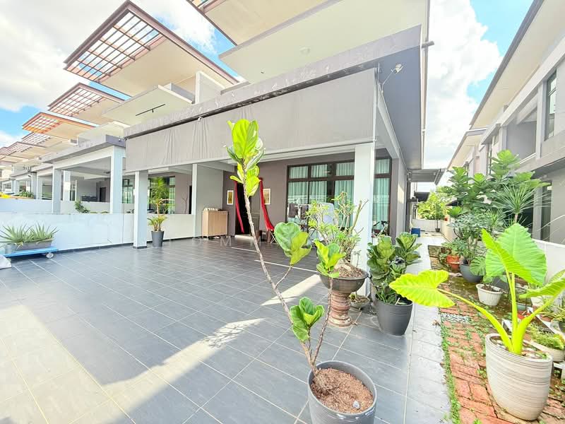 Cluster House for Sale in Setia Eco Cascadia (Tebrau) - Tommy Tai - Exterior - PropertyGuru.com.my
