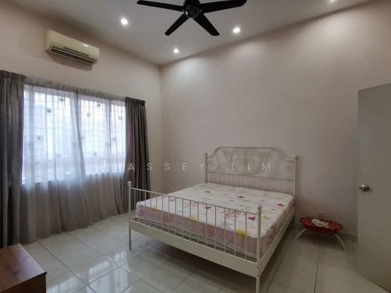 Semi-Detached House for Sale in Setia Alam (Selangor) - Cassey Lim - Bedroom - PropertyGuru.com.my