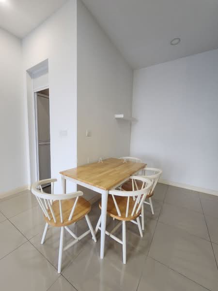 D'Pristine untuk Untuk Disewa - RM 1,900 /bulan, Mac 2026 - Dining Room - PropertyGuru.com.my