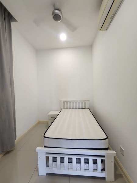 D'Pristine untuk Untuk Disewa - RM 1,900 /bulan, Mac 2026 - Bedroom - PropertyGuru.com.my