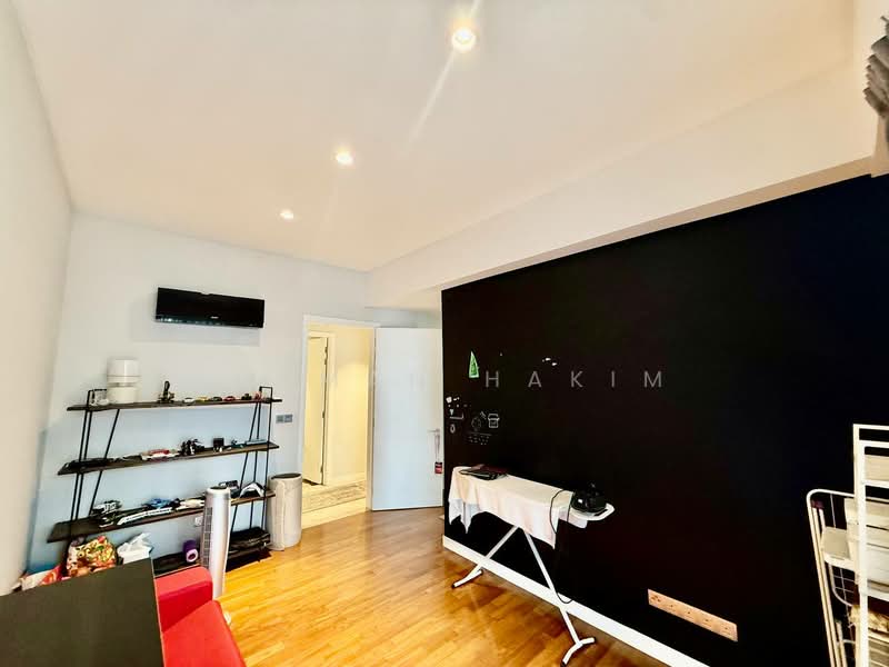 Servis Apartment untuk Dijual di Anggun Residences - Lukman Hakim - PropertyGuru.com.my