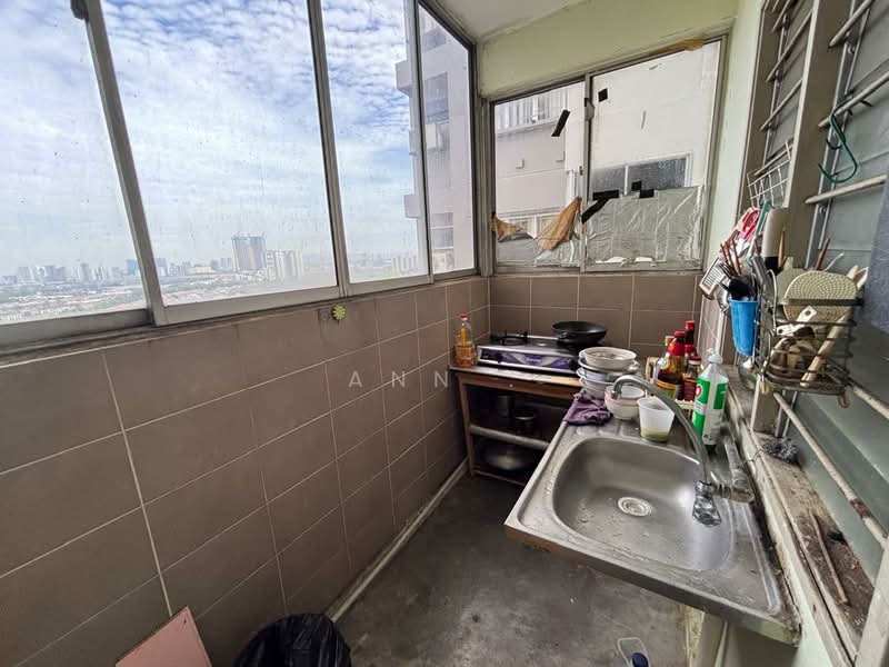 Apartment for Sale at Kenanga Apartments - Ann . - Kitchen - PropertyGuru.com.my
