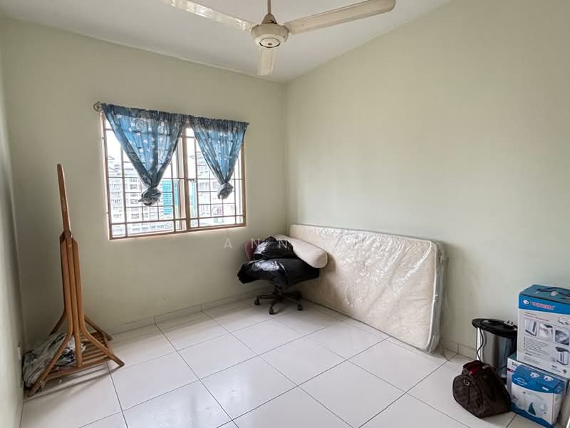 Apartment for Sale at Kenanga Apartments - Ann . - Bedroom - PropertyGuru.com.my