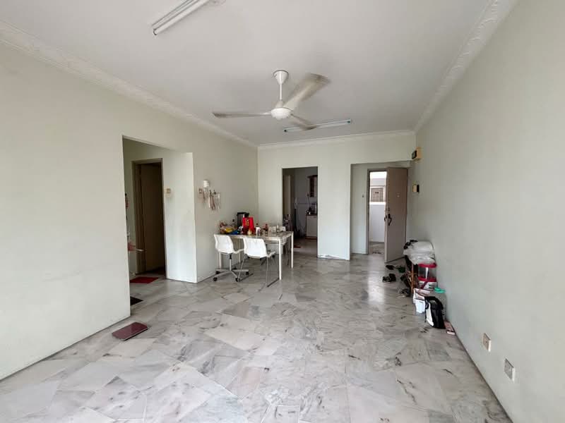 Apartment for Sale at Kenanga Apartments - Ann . - Living Room - PropertyGuru.com.my