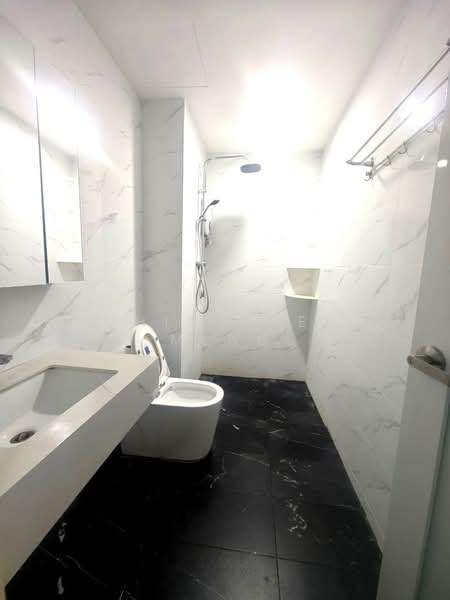 Service Residence for Sale at Symphony Tower (Menara Simfoni) - Chin Chee Meng - Bathroom - PropertyGuru.com.my