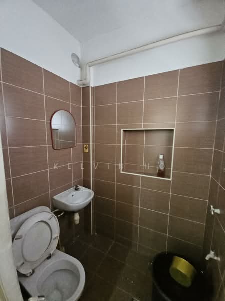 2-storey Terraced House for Sale in Ampang Jaya (Ampang) - Kelvin Ho - Bathroom - PropertyGuru.com.my