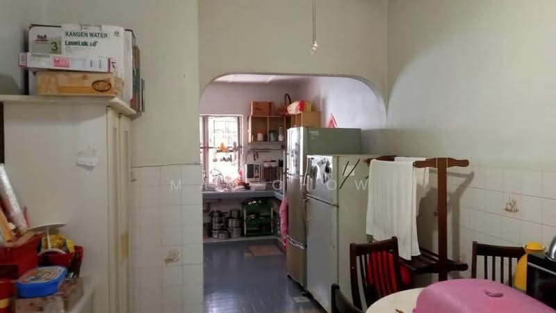 2-storey Terraced House for Sale in Taman Sungai Besi Indah (Seri Kembangan) - MAN CHOW - Kitchen - PropertyGuru.com.my