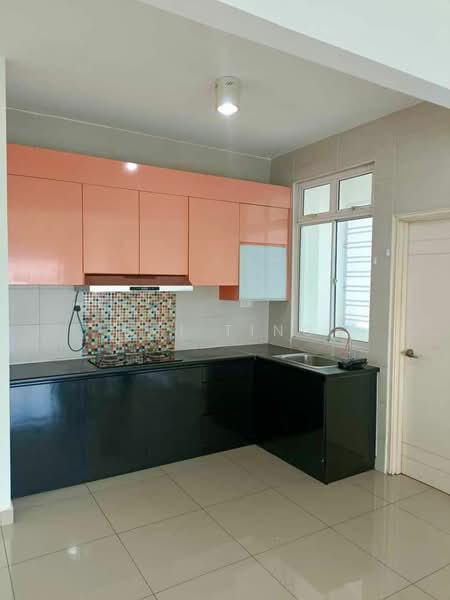 Apartment for Sale at Perling Heights Apartments - Shi Ting - Kitchen - PropertyGuru.com.my