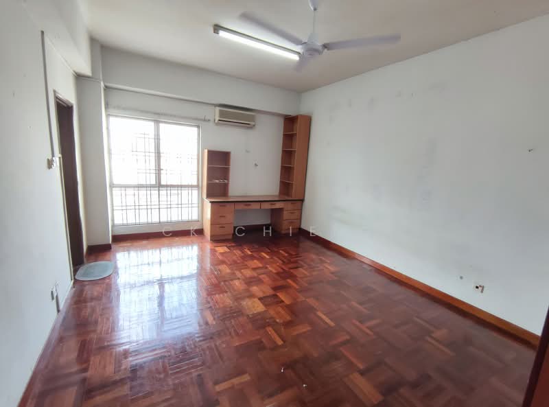 Condominium for Sale at Ridzuan Condominium - CK Chieng - Interior - PropertyGuru.com.my