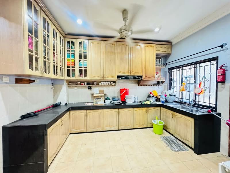 2-storey Terraced House for Sale in Puchong (Selangor) - Muhammad Zhariff Nasharudin - Kitchen - PropertyGuru.com.my