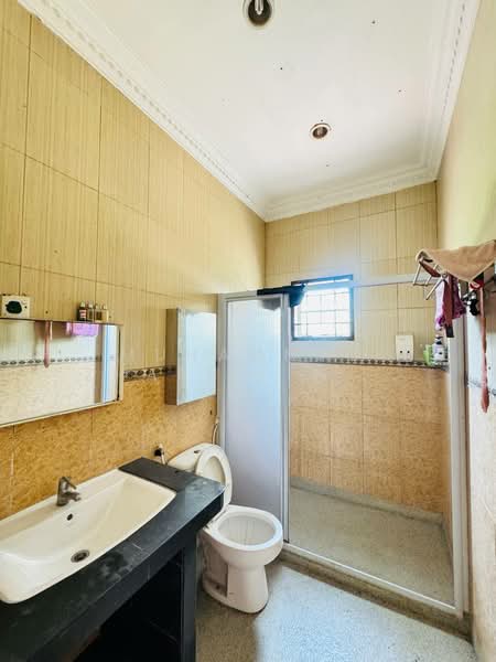 2-storey Terraced House for Sale in Puchong (Selangor) - Muhammad Zhariff Nasharudin - Bathroom - PropertyGuru.com.my