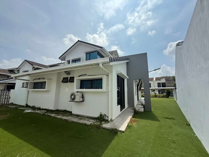Bungalow for Sale in Puncak Bestari (Puncak Alam) - Ali Idris - Exterior - PropertyGuru.com.my