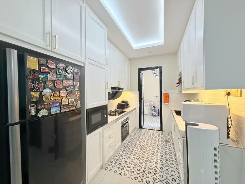 Bungalow for Sale in Puncak Bestari (Puncak Alam) - Ali Idris - Kitchen - PropertyGuru.com.my