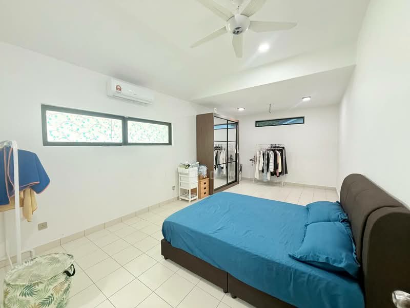 Bungalow for Sale in Puncak Bestari (Puncak Alam) - Ali Idris - Bedroom - PropertyGuru.com.my