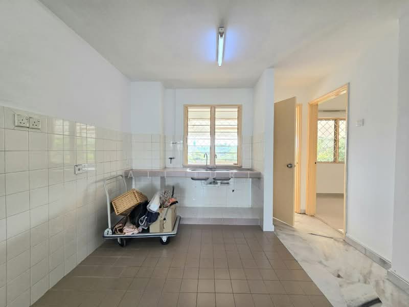 Apartment for Sale at Sri Jelatek - Ali Idris - Kitchen - PropertyGuru.com.my