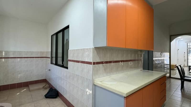 Untuk Disewa - BUKIT INDAH BANDAR NUSAJAYA