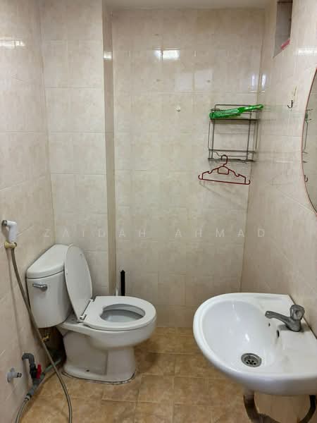 Condominium for Sale at Bougainvilla Condominium, Bukit Bintang - Zaidah Ahmad - Bathroom - PropertyGuru.com.my