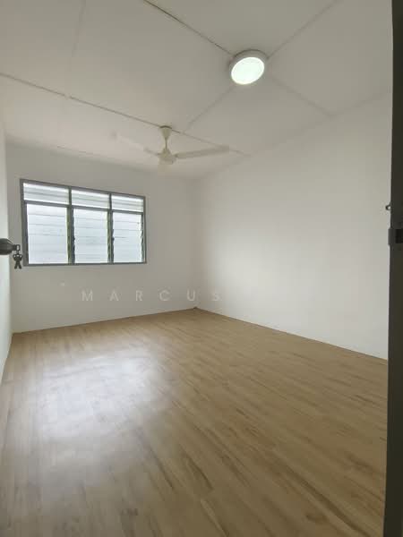 Taman Muhibbah Simpang Renggam untuk Untuk Dijual - RM 229,000, Apr 2026 - Interior - PropertyGuru.com.my