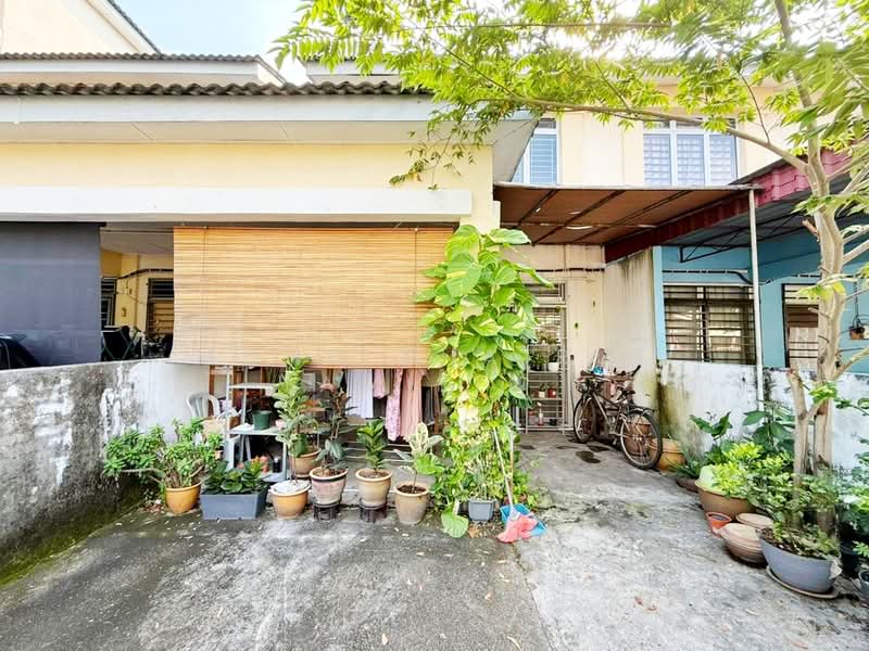 2-storey Terraced House for Sale in Taman Putra Perdana (Puchong) - Mohd Khairul Amilin - Exterior - PropertyGuru.com.my