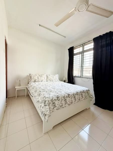 2-storey Terraced House for Sale in Taman Putra Perdana (Puchong) - Mohd Khairul Amilin - Bedroom - PropertyGuru.com.my