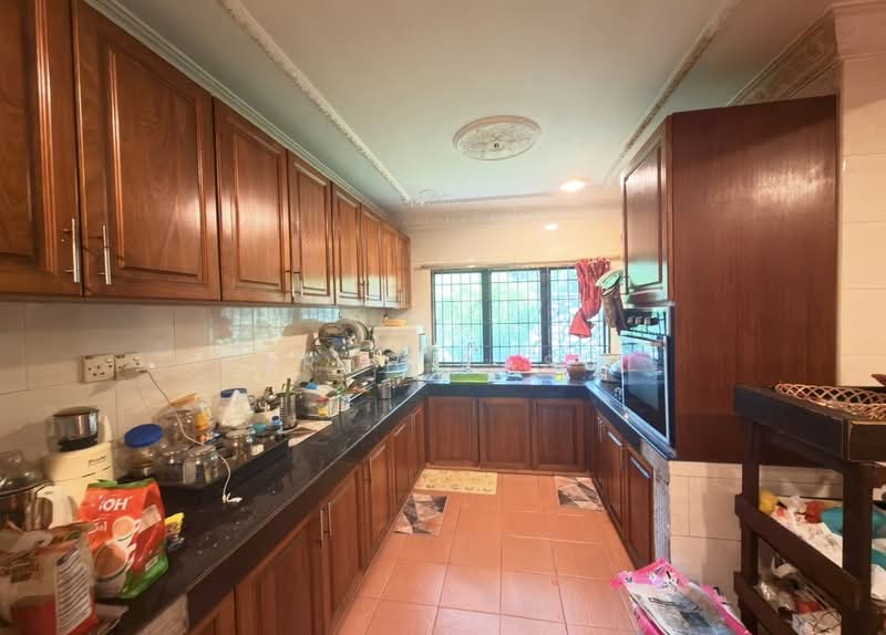 2-storey Terraced House for Sale in Kelana Jaya (Petaling Jaya) - Farah Rasul - Kitchen - PropertyGuru.com.my