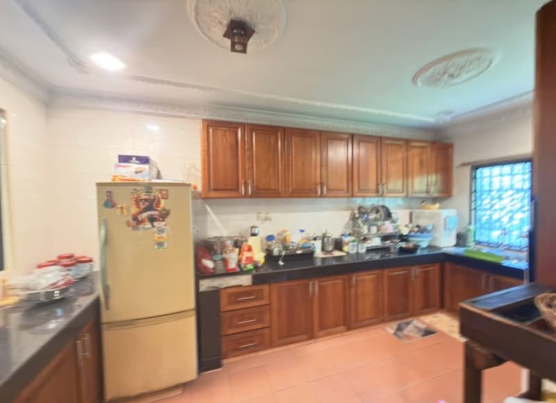 2-storey Terraced House for Sale in Kelana Jaya (Petaling Jaya) - Farah Rasul - Kitchen - PropertyGuru.com.my