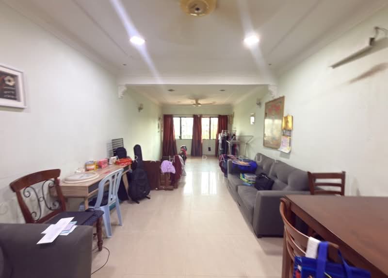 2-storey Terraced House for Sale in Kelana Jaya (Petaling Jaya) - Farah Rasul - Living Room - PropertyGuru.com.my