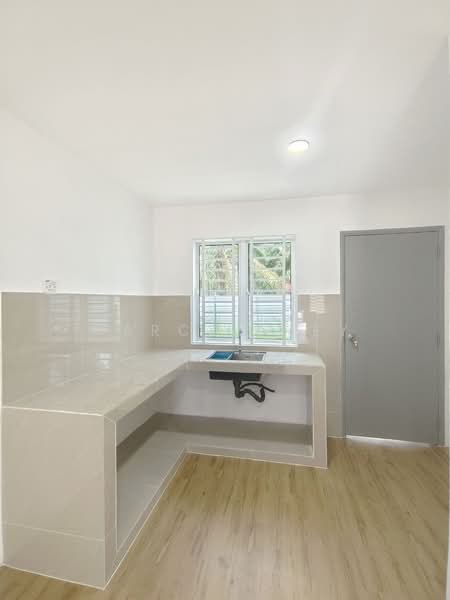 2-storey Terraced House for Sale in Simpang Renggam (Johor) - Marcus Tey - Kitchen - PropertyGuru.com.my