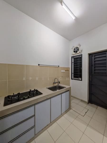 1-storey Terraced House for Sale in Setia Eco Gardens (Gelang Patah) - April Chin - Kitchen - PropertyGuru.com.my