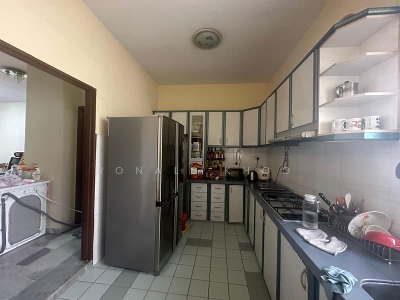 2-storey Terraced House for Sale in Usj 16 (Subang Jaya) - Ronald Khoo - Kitchen - PropertyGuru.com.my