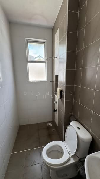2-storey Terraced House for Sale in Taman Impian Emas (Skudai) - Desmond Chan - Bathroom - PropertyGuru.com.my