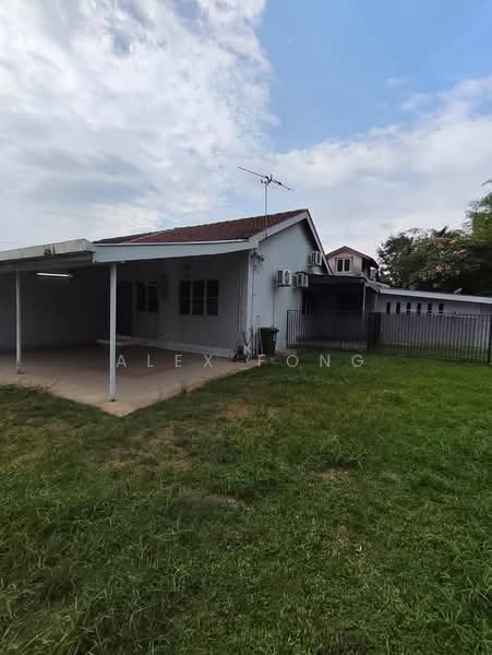 1-storey Terraced House for Sale in Ipoh (Perak) - Alex Fong - Exterior - PropertyGuru.com.my