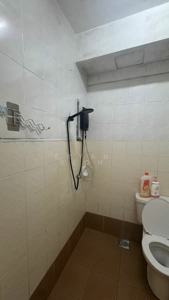 Perdana Puri untuk Untuk Disewa - RM 1,000 /bulan, Mac 2026 - Bathroom - PropertyGuru.com.my