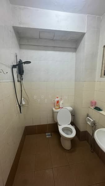 Perdana Puri untuk Untuk Disewa - RM 1,000 /bulan, Mac 2026 - Bathroom - PropertyGuru.com.my