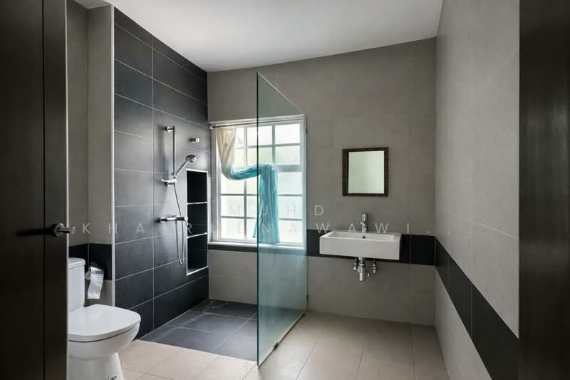 2.5-storey Terraced House for Sale in Setia Eco Glades (Cyberjaya) - Muhd Khairulnawawi Kamaruddin - Bathroom - PropertyGuru.com.my