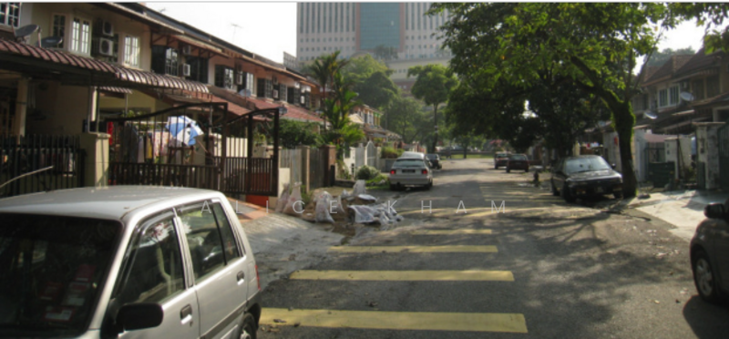 Terraced House for Sale in Subang Jaya (Selangor) - Alice Kham - Exterior - PropertyGuru.com.my