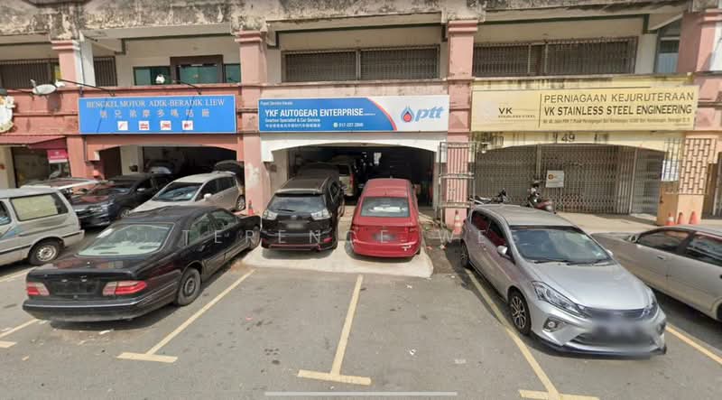 Shop for Rent in Seri Kembangan (Selangor) - Terence Wee - Exterior - PropertyGuru.com.my