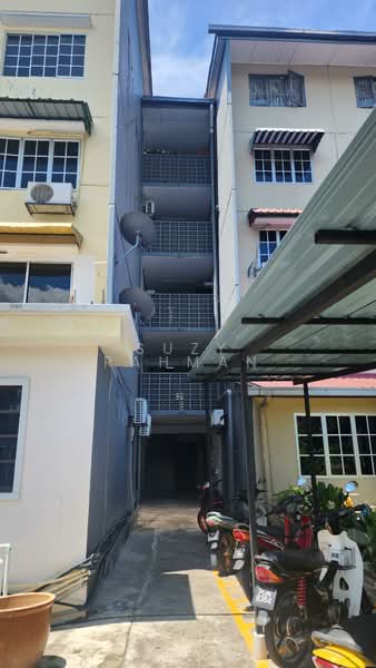 Rumah Flat untuk Dijual di Kelumpuk Bambu - Suzy Rahman - Exterior - PropertyGuru.com.my