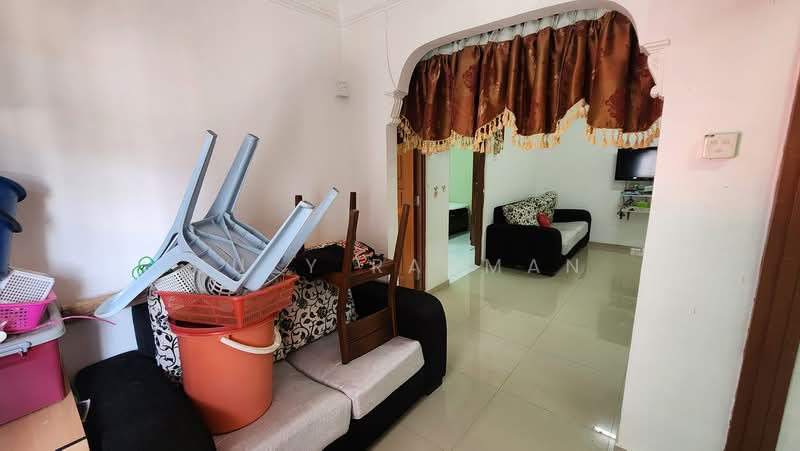 Rumah Flat untuk Dijual di Kelumpuk Bambu - Suzy Rahman - Living Room - PropertyGuru.com.my