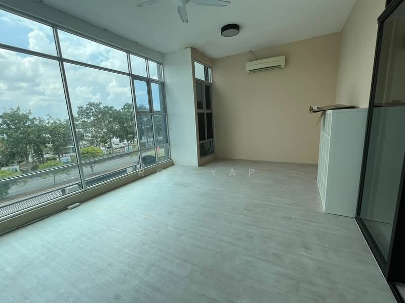 Shop / Office for Rent in Johor Bahru (Johor) - Roy Yap - Living Room - PropertyGuru.com.my