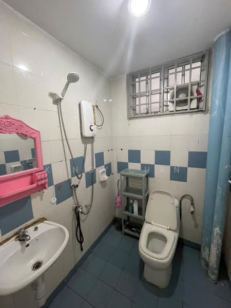 Apartment for Sale at Impian Senibong Residences - Kengy Chan - Bathroom - PropertyGuru.com.my