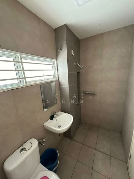 Terraced House for Rent in Kota Emerald (Rawang) - Michael Siong - Bathroom - PropertyGuru.com.my