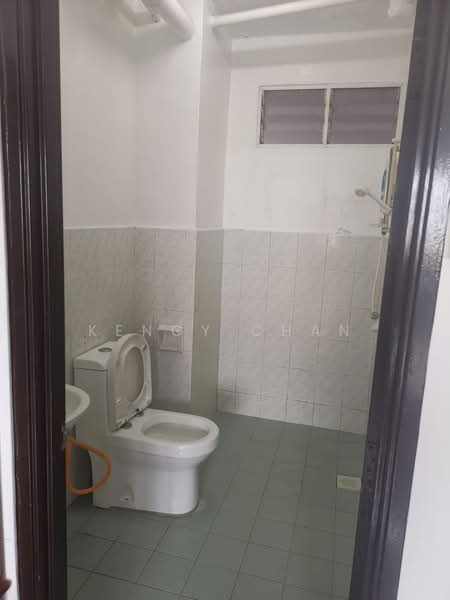 Apartment for Sale at Idaman Senibong - Kengy Chan - Bathroom - PropertyGuru.com.my