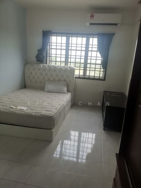 Apartment for Sale at Idaman Senibong - Kengy Chan - Bedroom - PropertyGuru.com.my