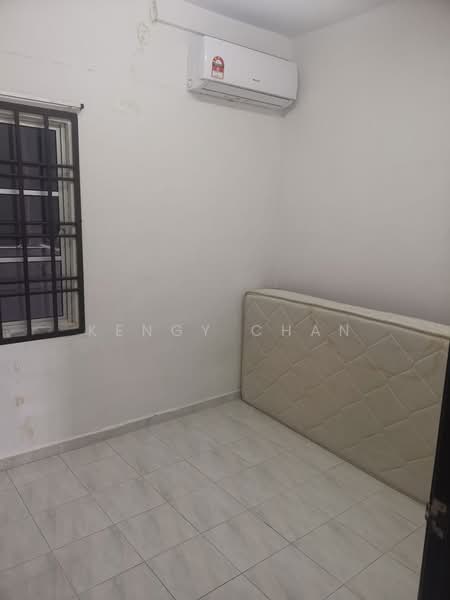 Apartment for Sale at Idaman Senibong - Kengy Chan - Bedroom - PropertyGuru.com.my