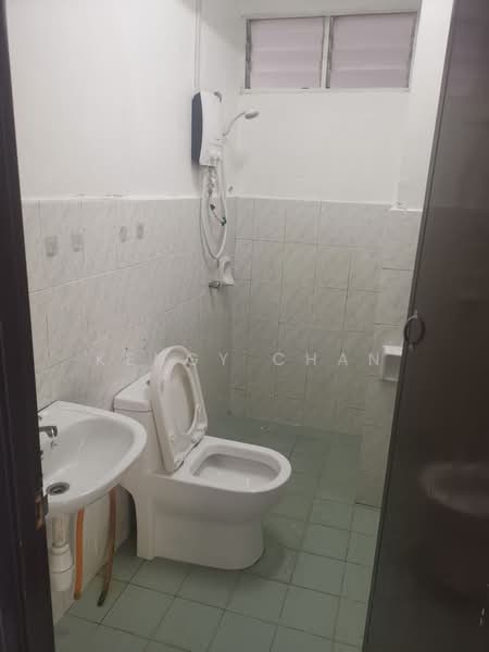 Apartment for Sale at Idaman Senibong - Kengy Chan - Bathroom - PropertyGuru.com.my
